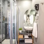 Bed and Breakfast Wine House - & 4*