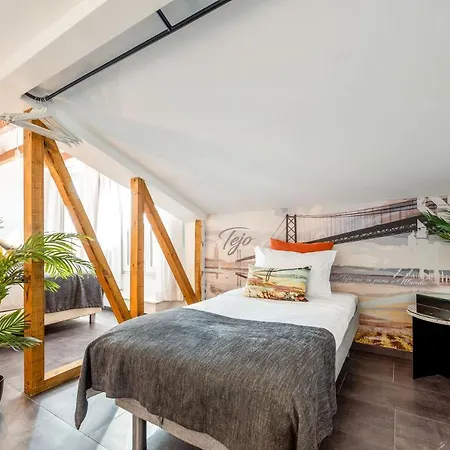 Wine House - & 4* Лиссабон