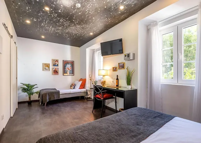 Bed & Breakfast Wine House - & 4*